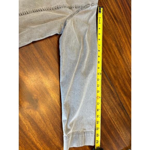 Chico's Light Gray Button Front Stretch  Collared Jean Jacket Size 2 (Large) - Picture 5 of 7